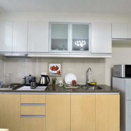 101 Newport Condo C2 Manila Bagian luar foto