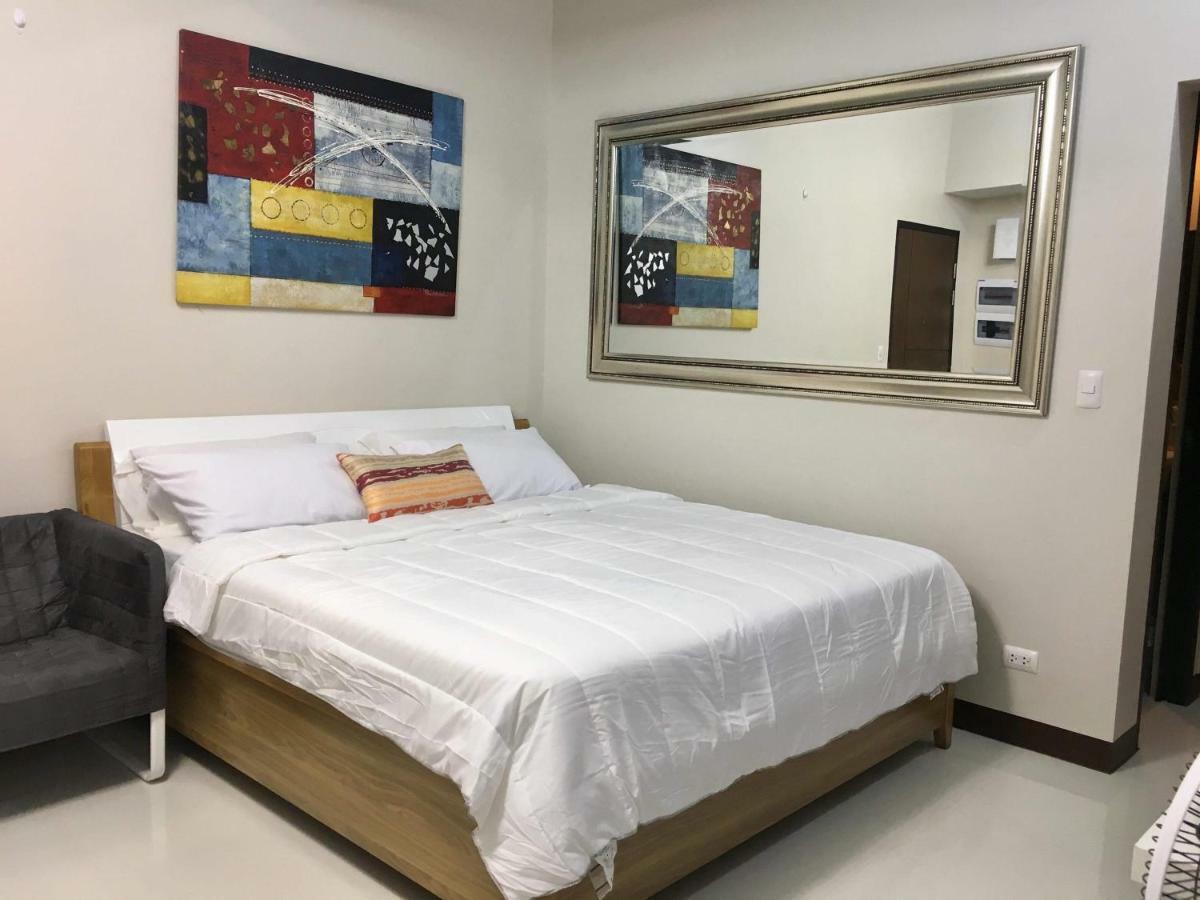 101 Newport Condo C2 Manila Bagian luar foto