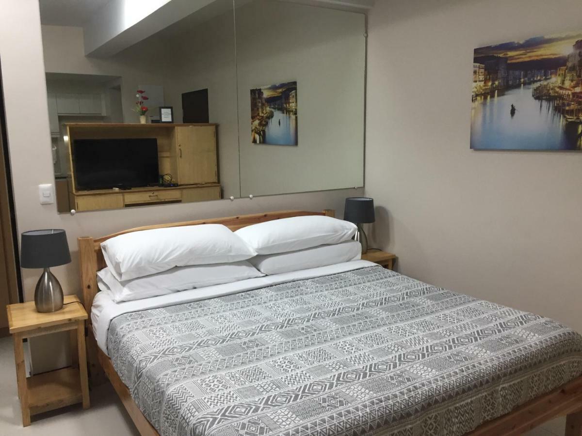 101 Newport Condo C2 Manila Bagian luar foto